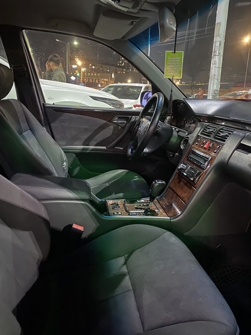 Mercedes-Benz E-Class: 2001 г., 2.4 л, Автомат, Бензин, Седан: фото 8