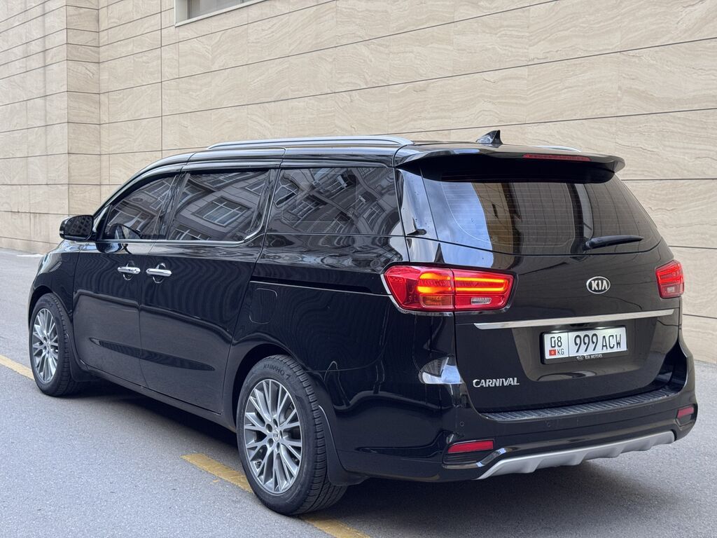 Kia Carnival: 2018 г., 2.2 л, Автомат, Дизель, Минивэн: фото 4