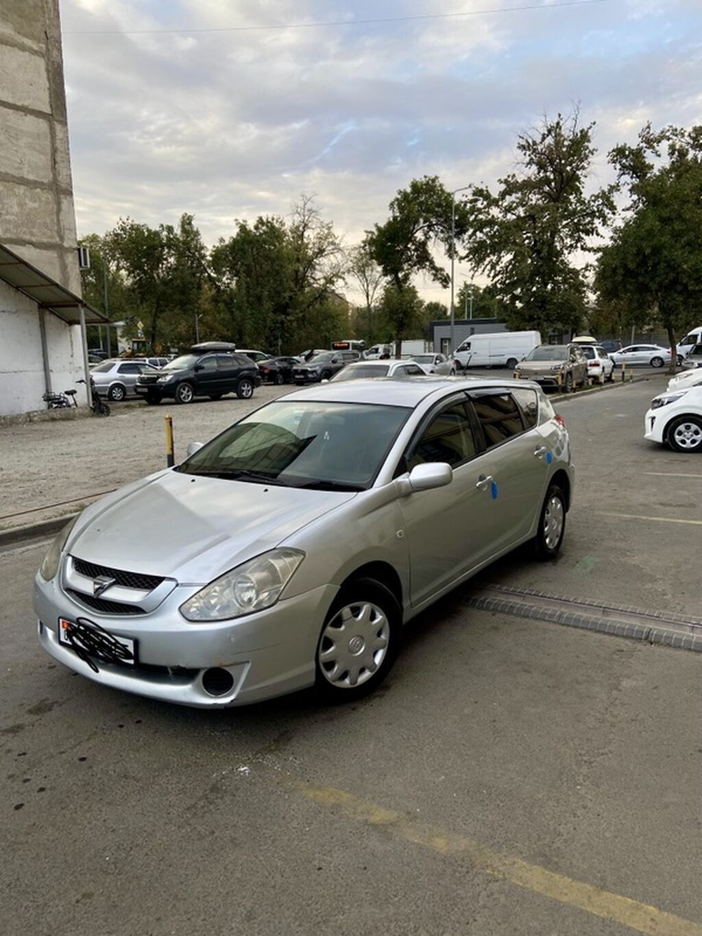 Toyota Caldina: 2003 г., 1.8 л, Автомат, Бензин, Универсал: фото 2