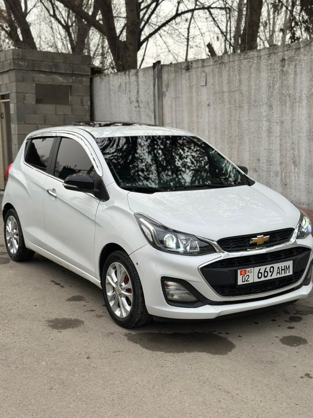 Chevrolet Spark: 2018 г., 1 л, Автомат, Бензин, Хэтчбэк: фото 2