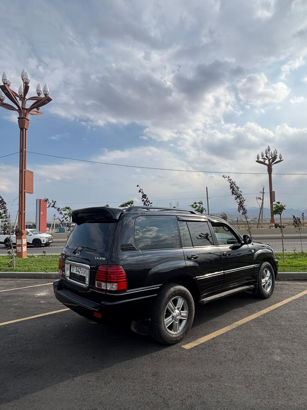 Lexus LX: 2007 г., 4.7 л, Внедорожник: фото 7