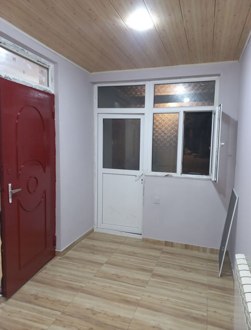 80 kv. m, 2 otaqlı, Kanalizasiya, Kombi, Qaz
