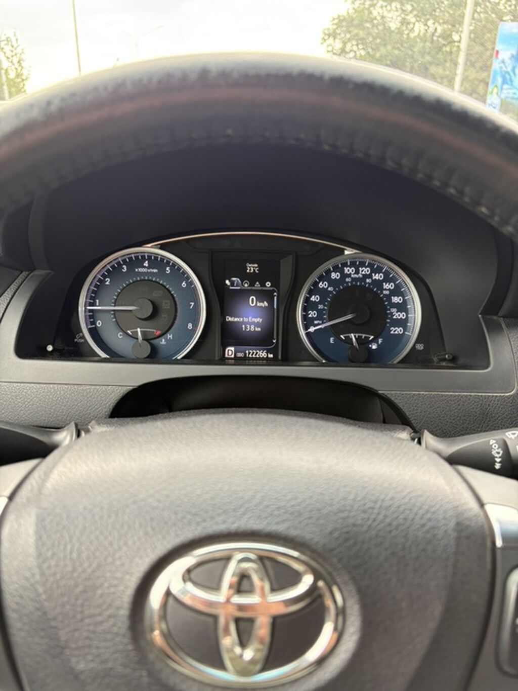 Toyota Camry: 2016 г., 2.5 л, Автомат, Бензин, Седан: фото 2