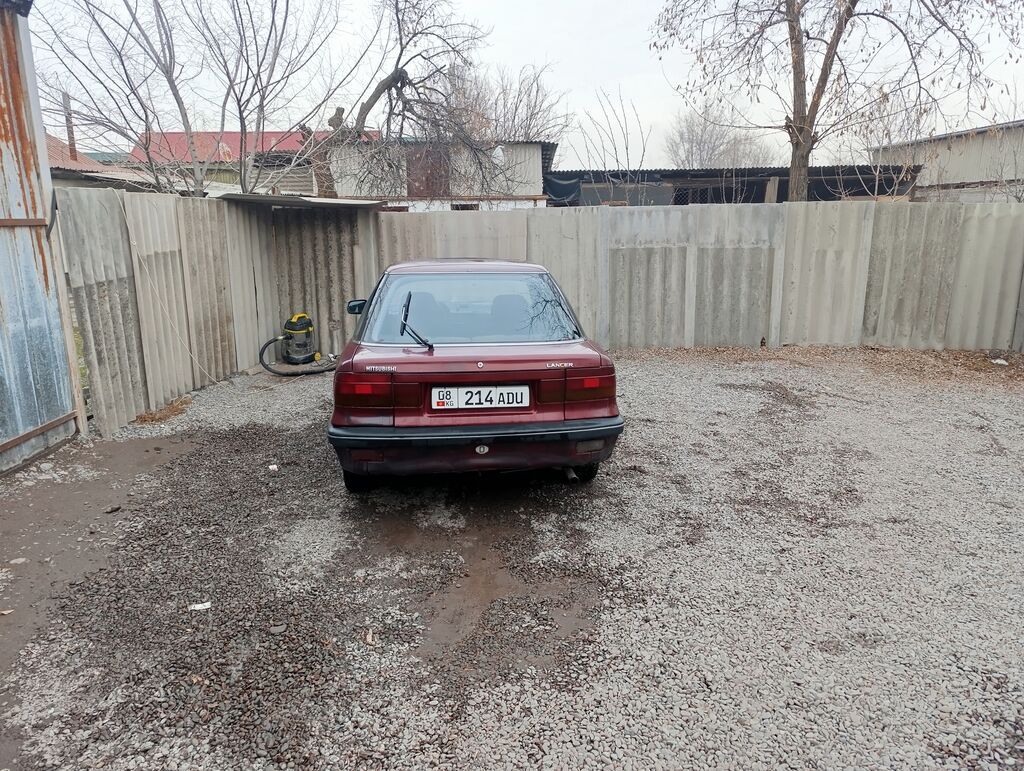 Mitsubishi Galant: 1990 г., 1.5 л, Механика, Бензин, Хэтчбэк: фото 8