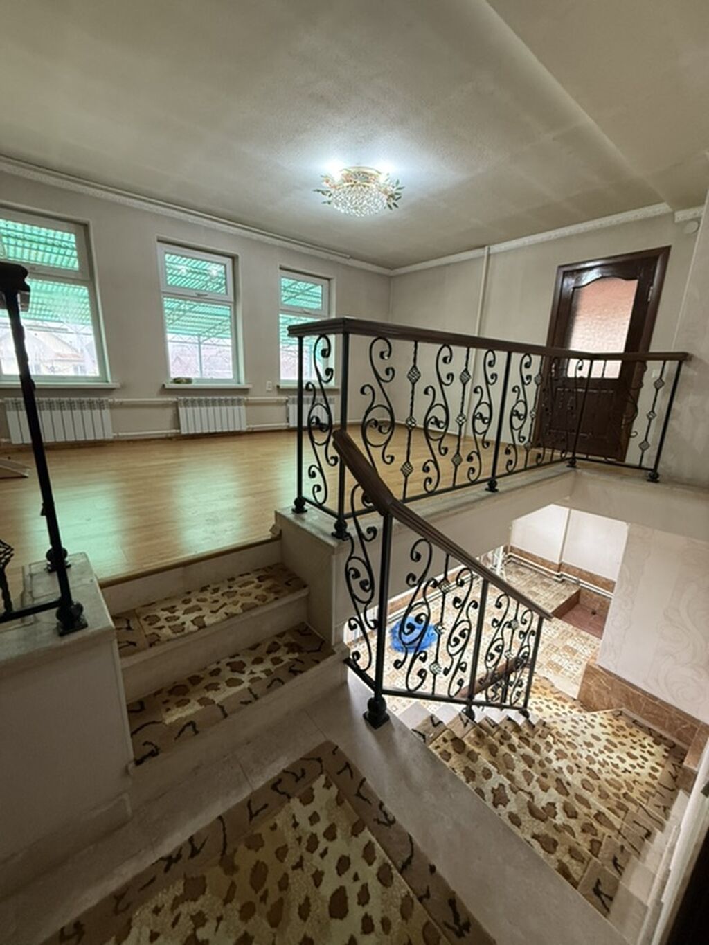 300 м², 8 комнат, Утепленный, Теплый пол, Бронированные двери