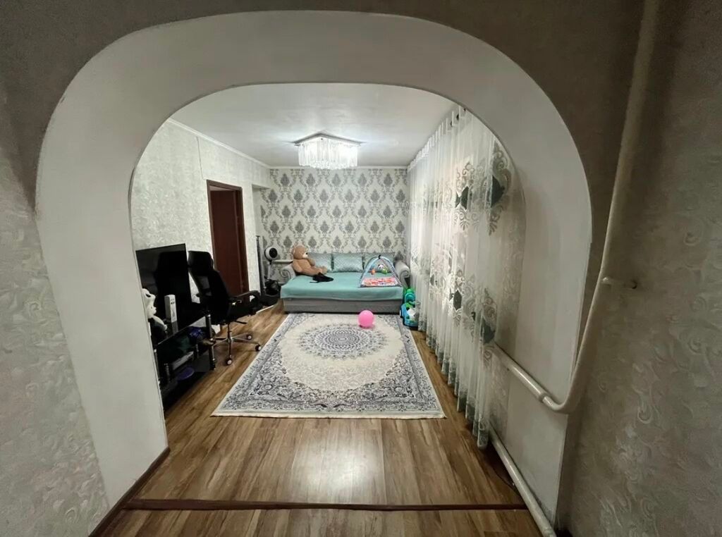 4 комнаты, 73 м², 3 соток, Бишкек, Пишпек Собственник: фото 2