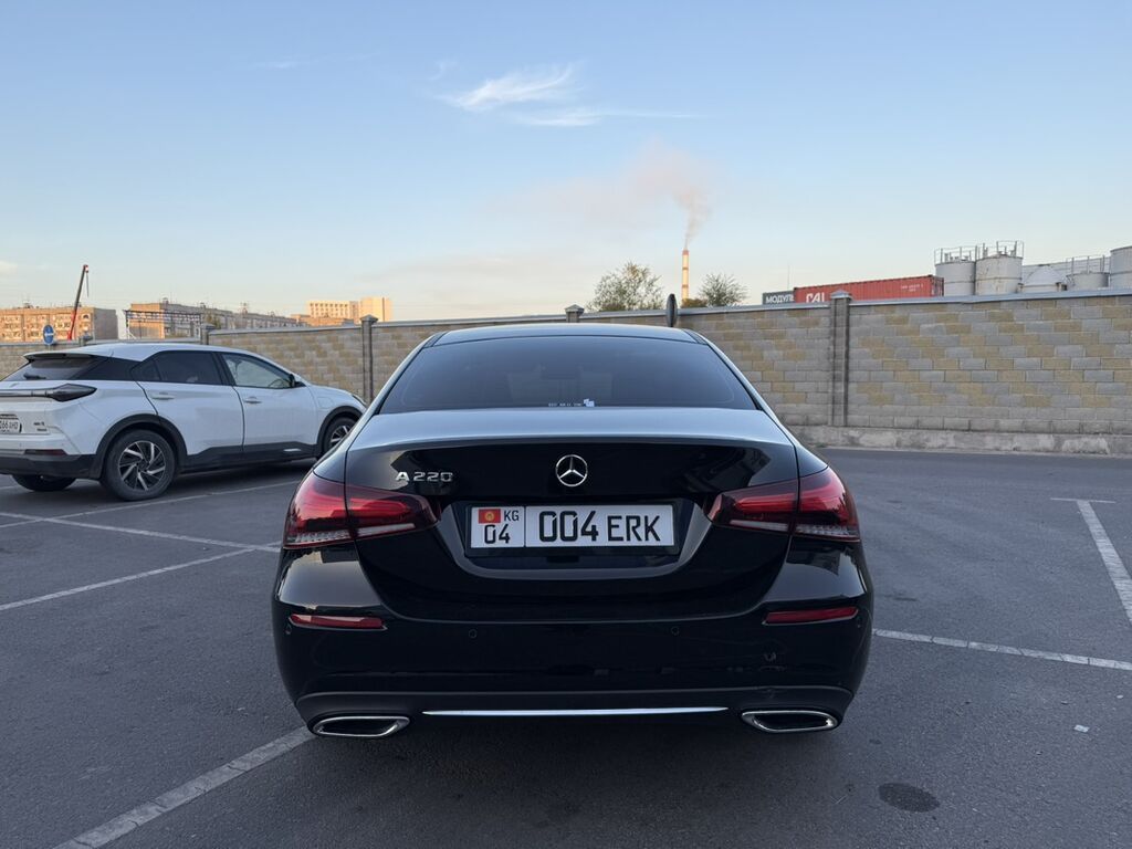 Mercedes-Benz A-Class: 2021 г., 2 л, Автомат, Бензин, Седан: фото 6