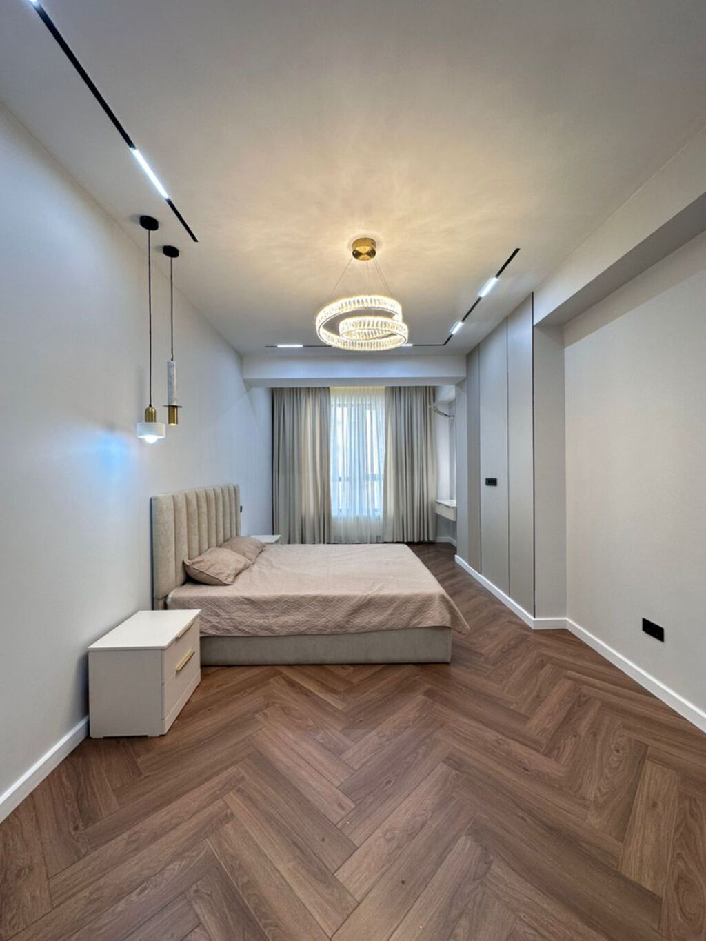 2 комнаты, 77 м², Элитка, 8 этаж, Евроремонт — фото 4