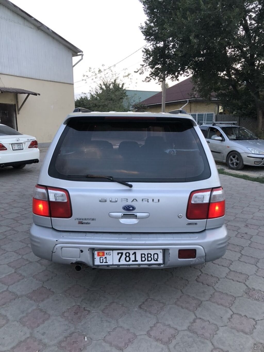 Subaru Forester: 2001 г., 2 л, Автомат, Газ, Кроссовер: фото 2