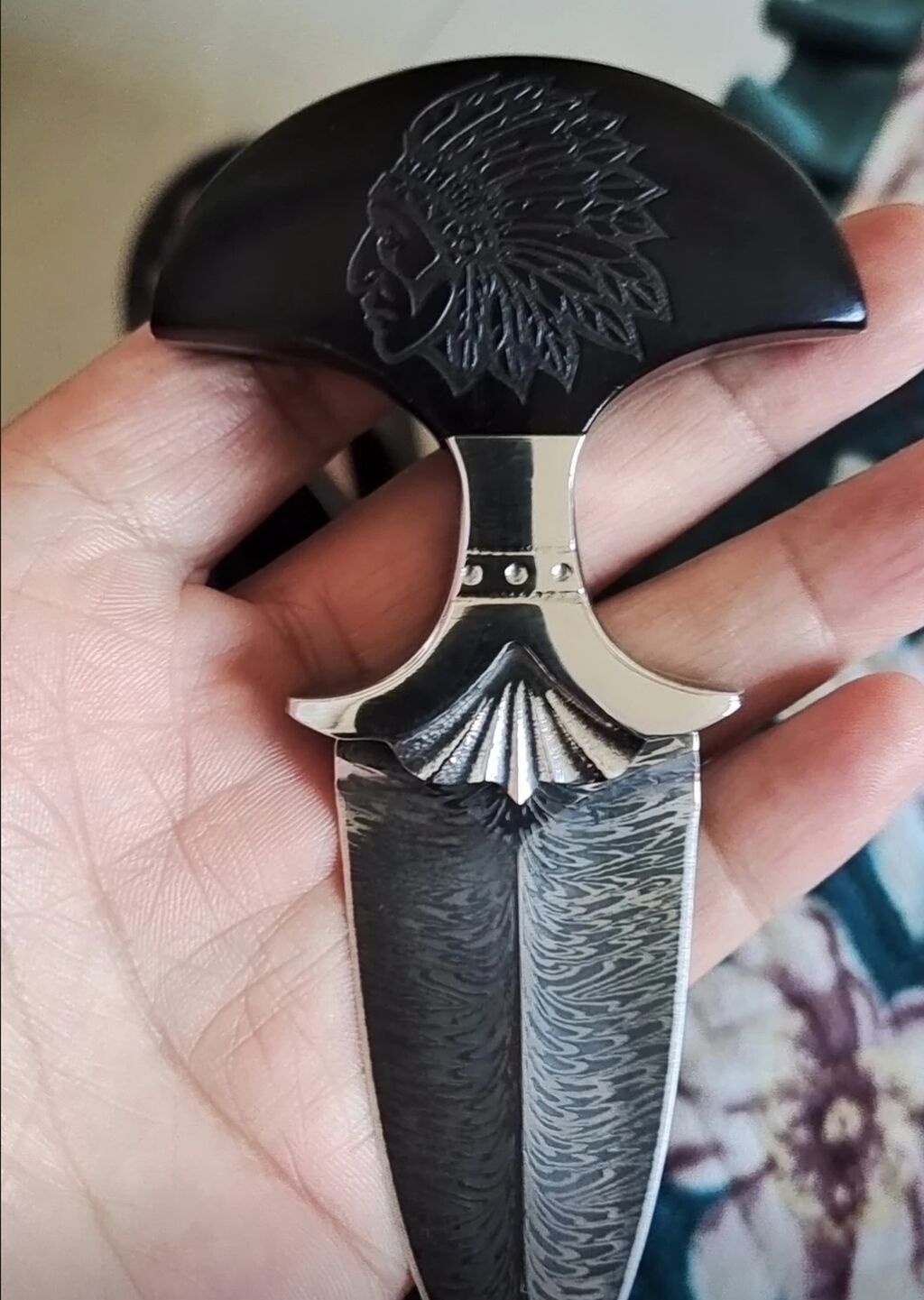 Пишите в Ватсапп Мини-нож «Push Dagger» с резным клинком и кожаными — фото 6