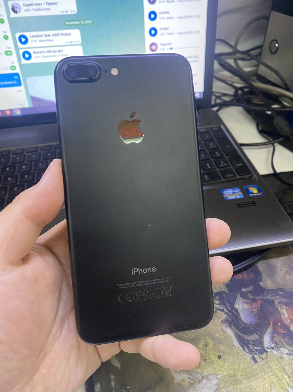 Iphone бишкек. Iphone 7 Plus 64. Iphone 7 Plus 64gb. Айфон 7 64 ГБ черный. Iphone 7 черный за 7000 рублей.