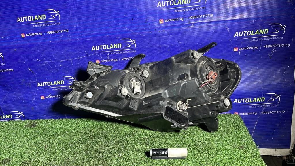 Передняя правая фара Toyota 2001 г., Б/у, Оригинал, Япония: фото 2
