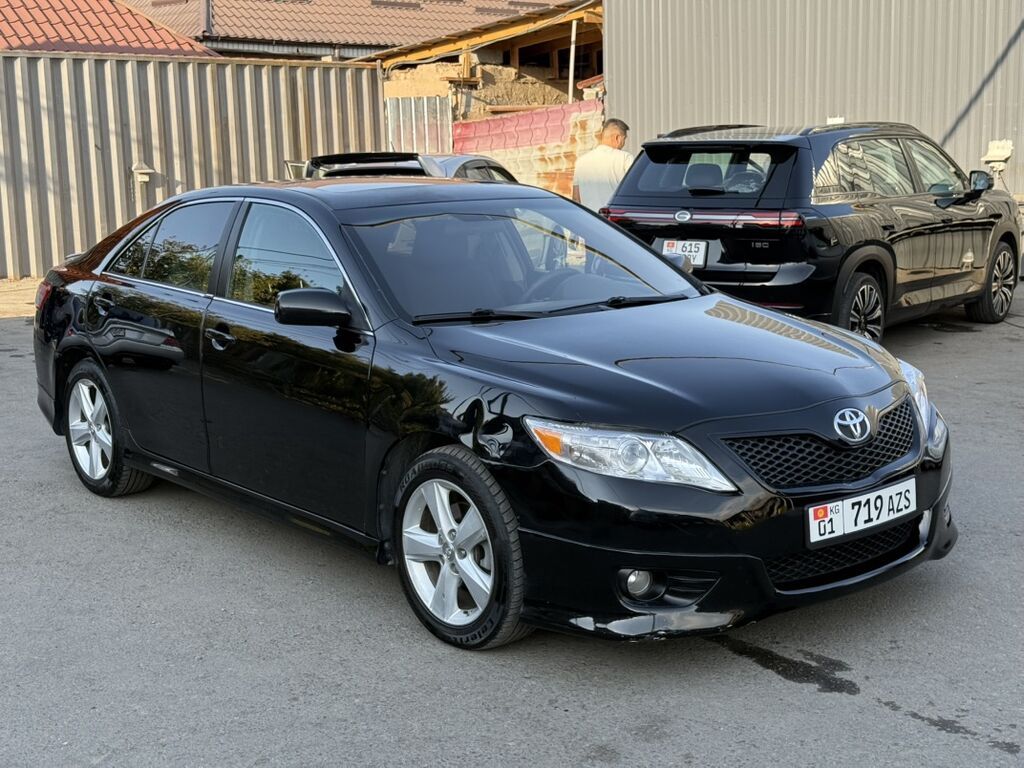 Toyota Camry: 2011 г., 2.5 л, Бензин, Седан: фото 4