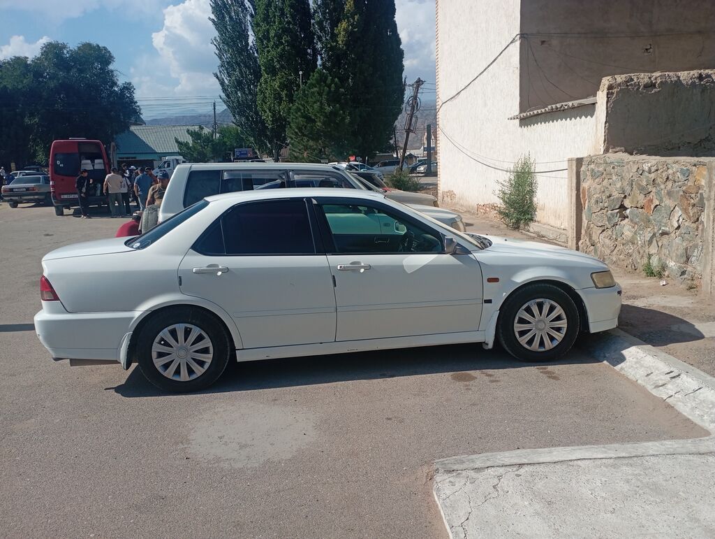 Honda Accord: 2002 г., 1.8 л, Автомат, Бензин, Седан: фото 2