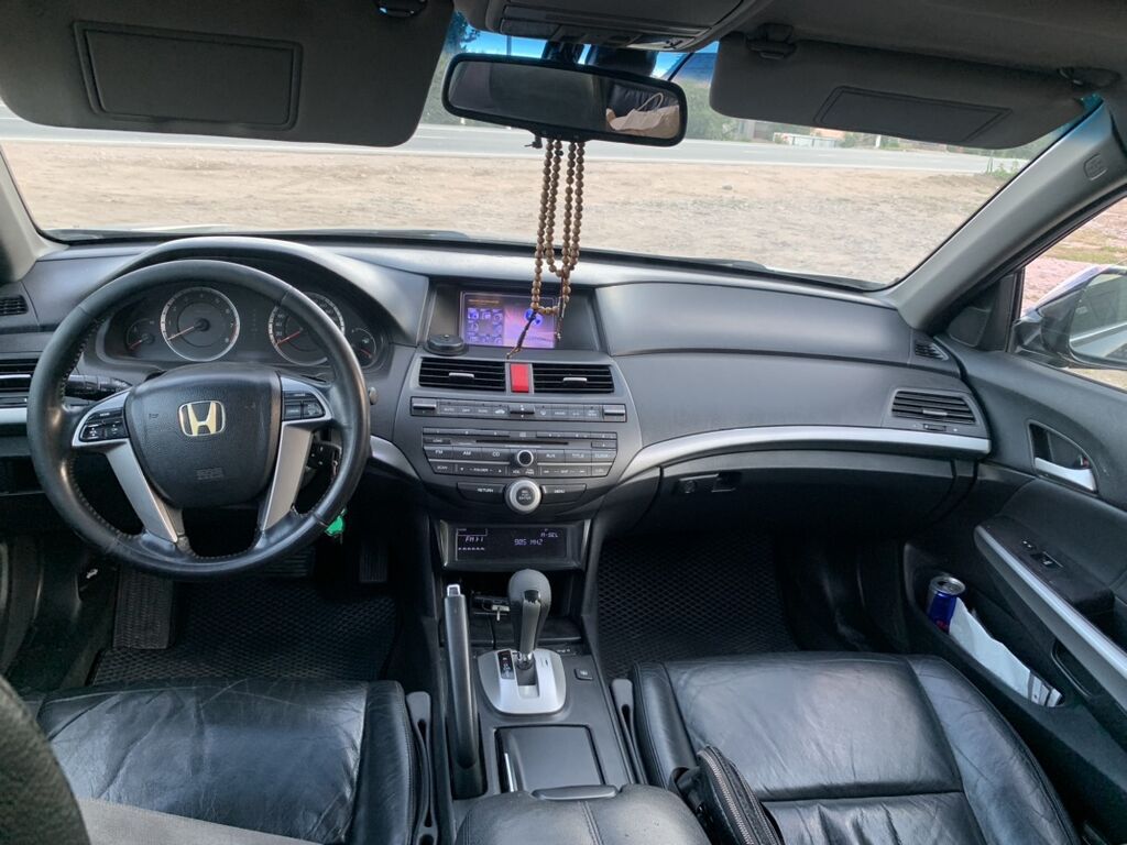 Honda Accord: 2008 г., 3.5 л, Автомат, Бензин, Седан: фото 3