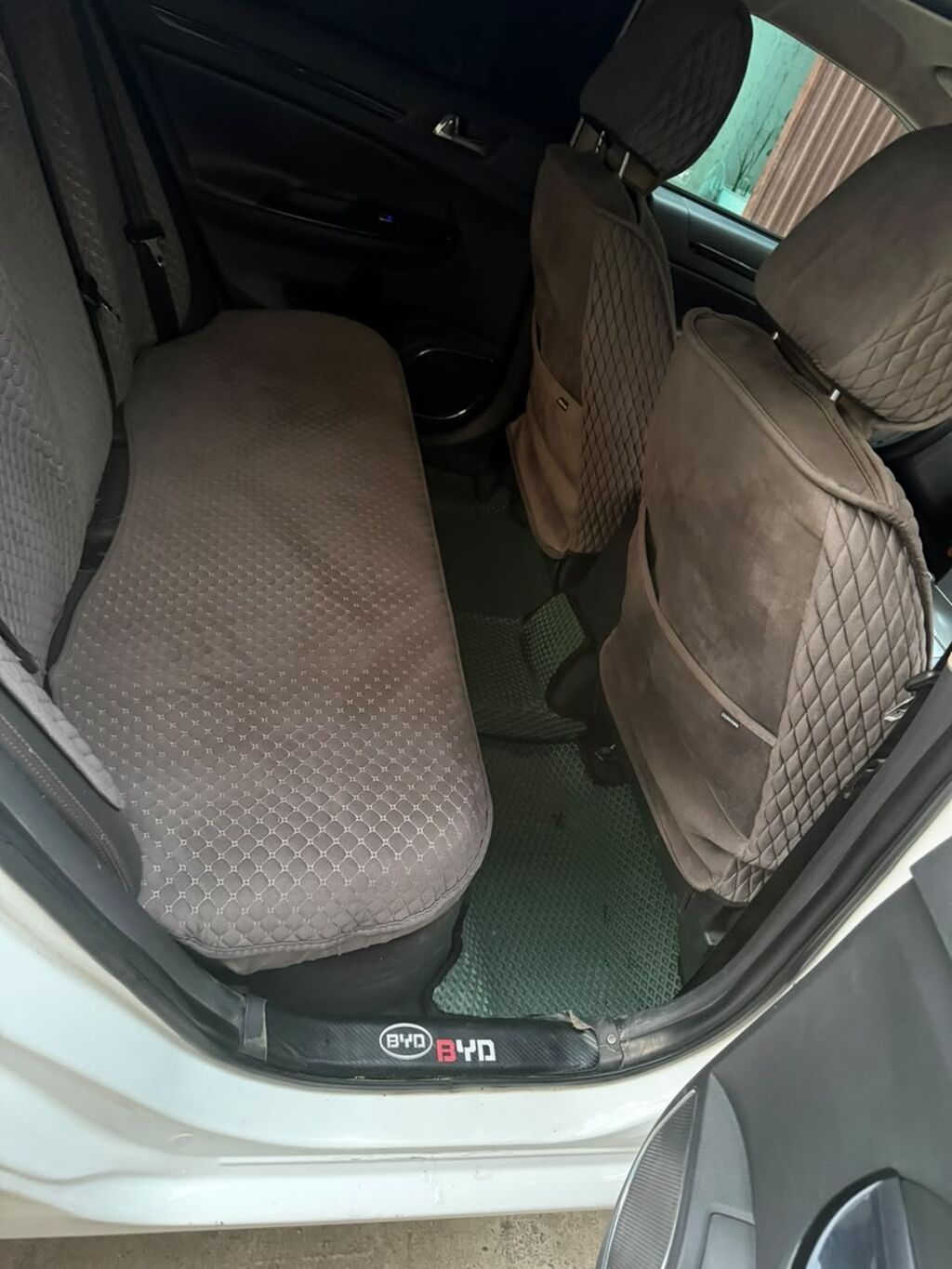 BYD E5: 2019 г., 1.6 л, Автомат, Электромобиль, Седан: фото 5