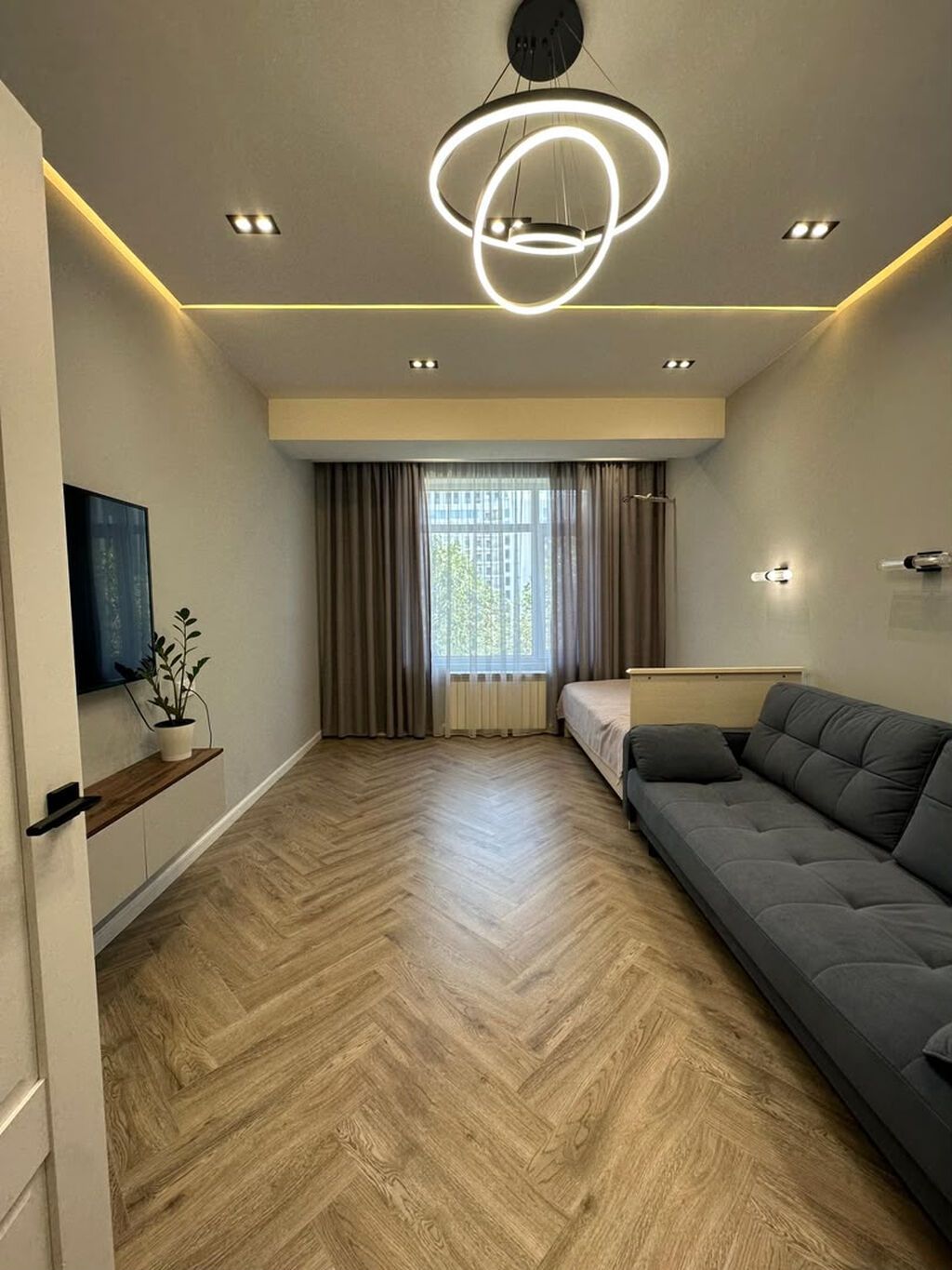 1 комната, 45 м², Боконбаева/Уметалиева Элитка, 5 этаж, Дизайнерский ремонт: фото 2