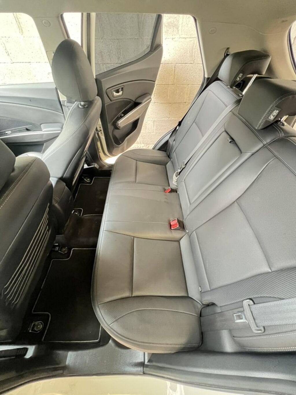 Ssangyong Tivoli: 2019 г., 1.5 л, Автомат, Бензин, Кроссовер: фото 4