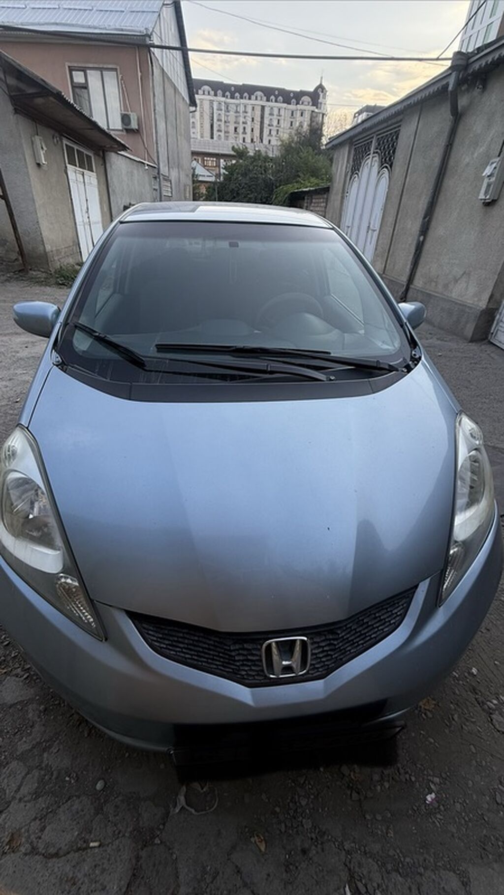 Honda Fit: 2011 г., 1.5 л, Автомат, Бензин, Хэтчбэк: фото 6