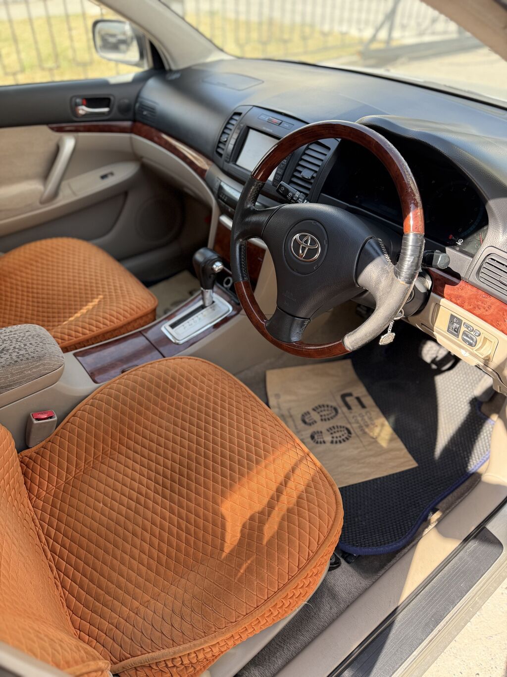 Toyota Premio: 2004 г., 1.8 л, Автомат, Бензин, Седан: фото 6