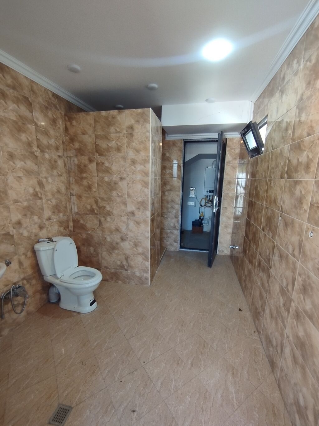 Bakı, Novxanı, 150 kv. m, 3 otaqlı, Kombi, Telefon, İşıq