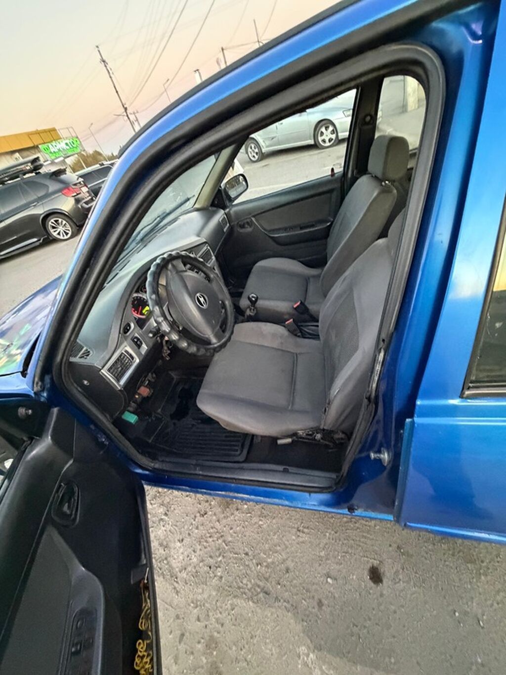 Daewoo Nexia: 2013 г., 1.5 л, Механика, Бензин, Седан: фото 3