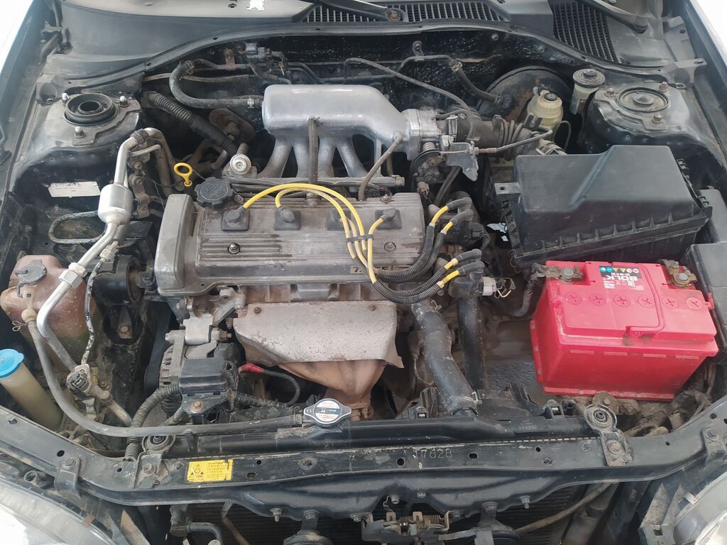 Toyota Avensis: 1998 г., 1.8 л, Механика, Бензин, Универсал: фото 6