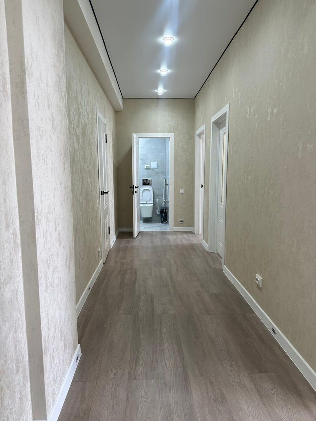2 комнаты, 76 м², Джал-15 14 этаж, Евроремонт: фото 5