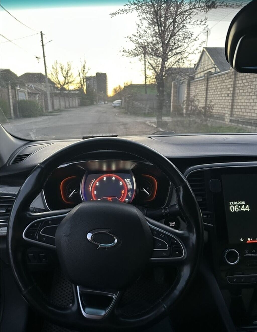 Renault SM6: 2016 г., 2 л, Автомат, Газ, Седан: фото 6