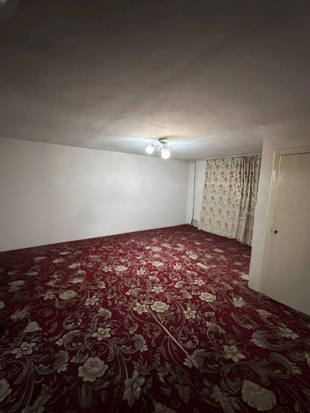 Продам 2-комн. квартиру 42 м², цокольный этаж, центр Оша: фото 5