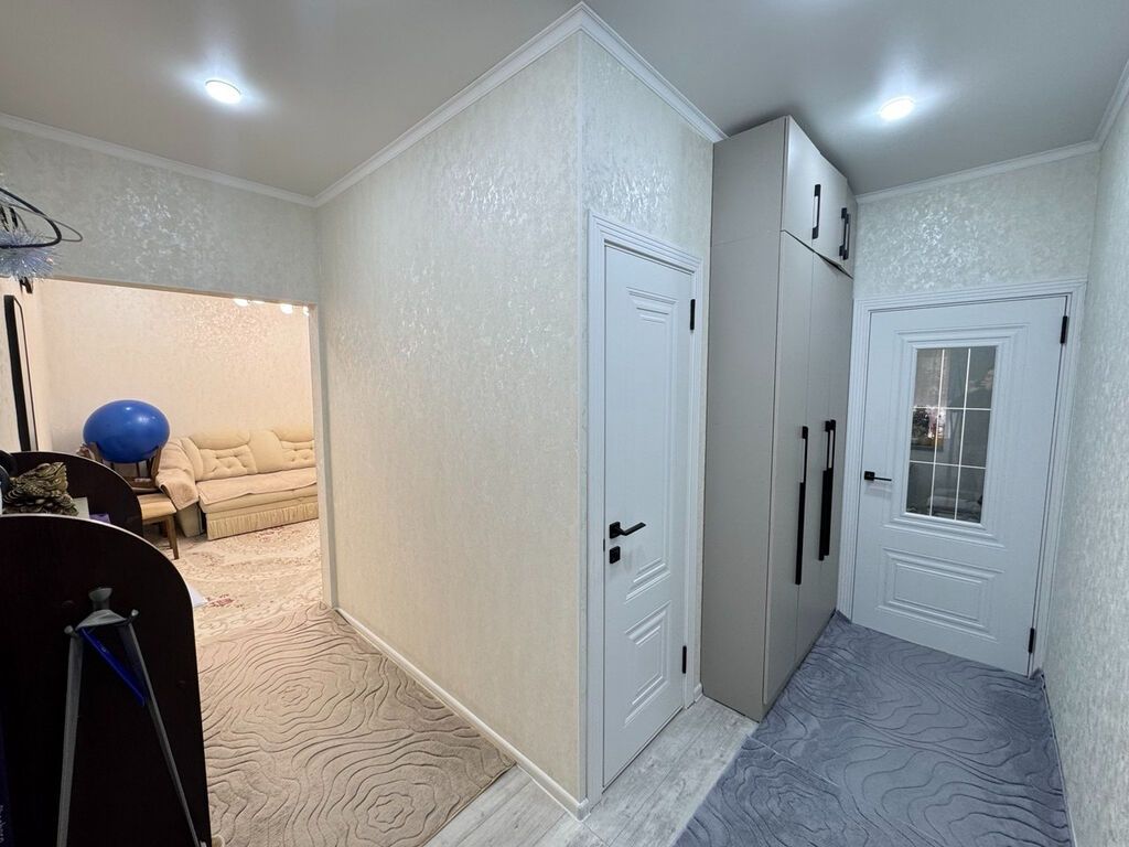 2 комнаты, 52 м², ул. Горького / Алматинка 108 серия, 4 этаж, Евроремонт: фото 7