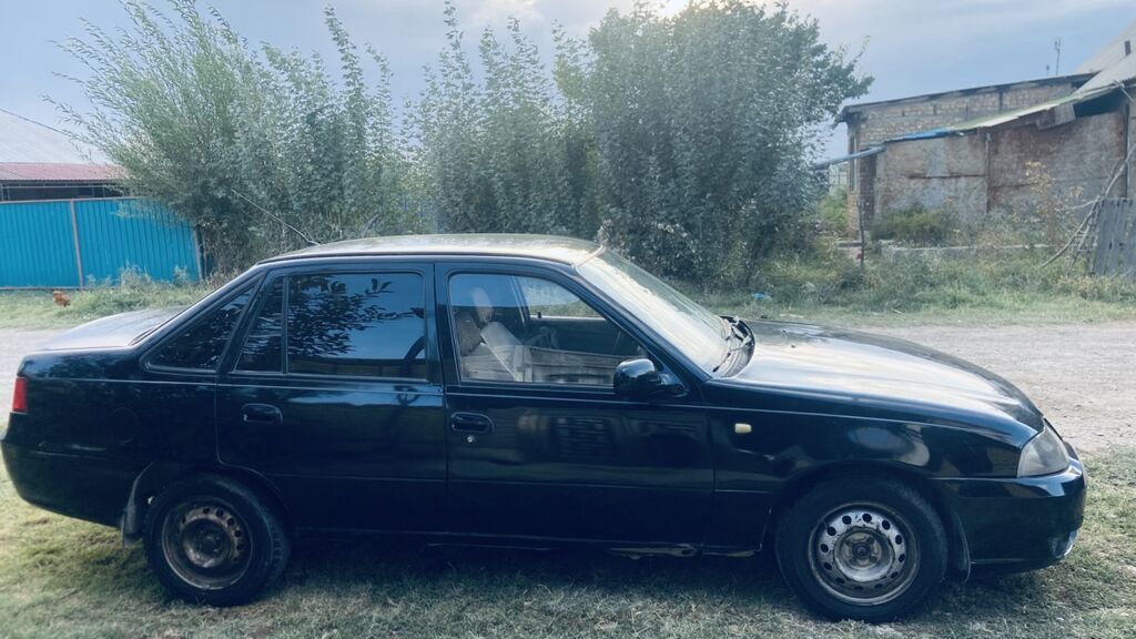 Daewoo Nexia: 2010 г., 1.6 л, Механика, Бензин, Седан: фото 5