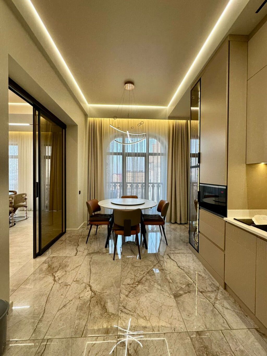 6 комнат и более, 245 м², Ала-Арча ТРЦ Элитка, 8 этаж, Дизайнерский ремонт: фото 3