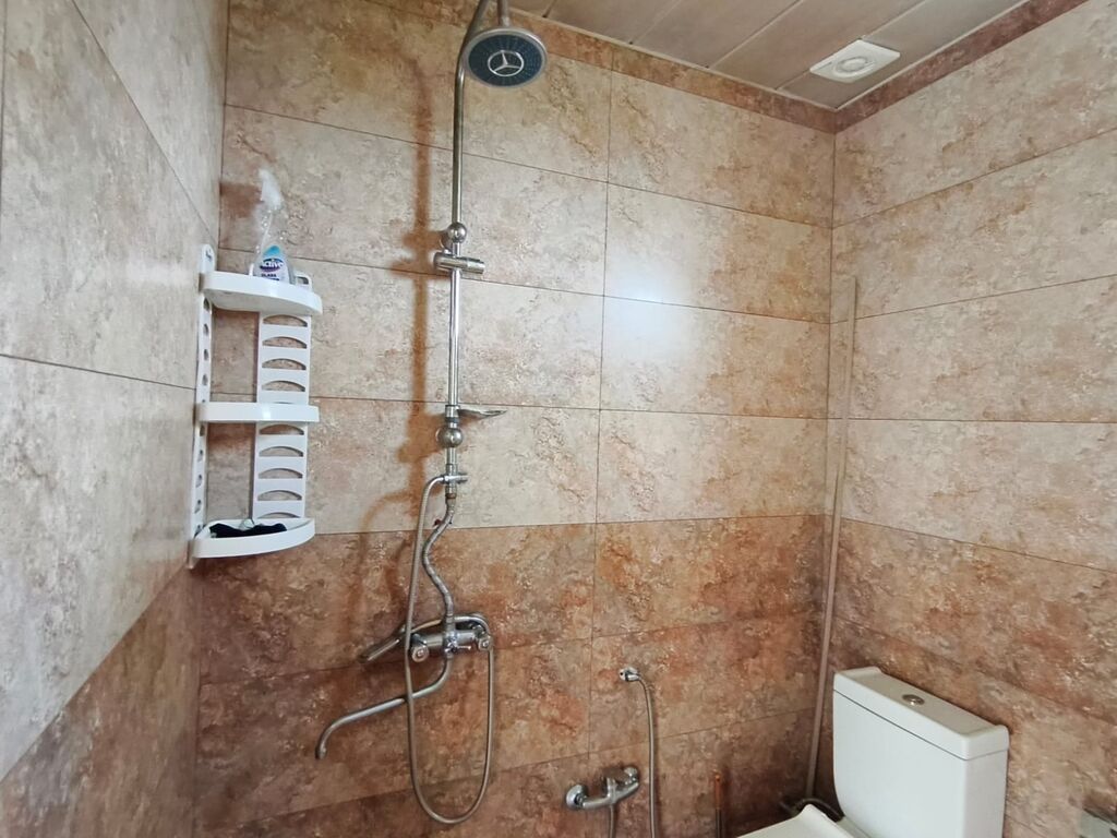 3 otaqlı, 110 kv. m, Orta təmir