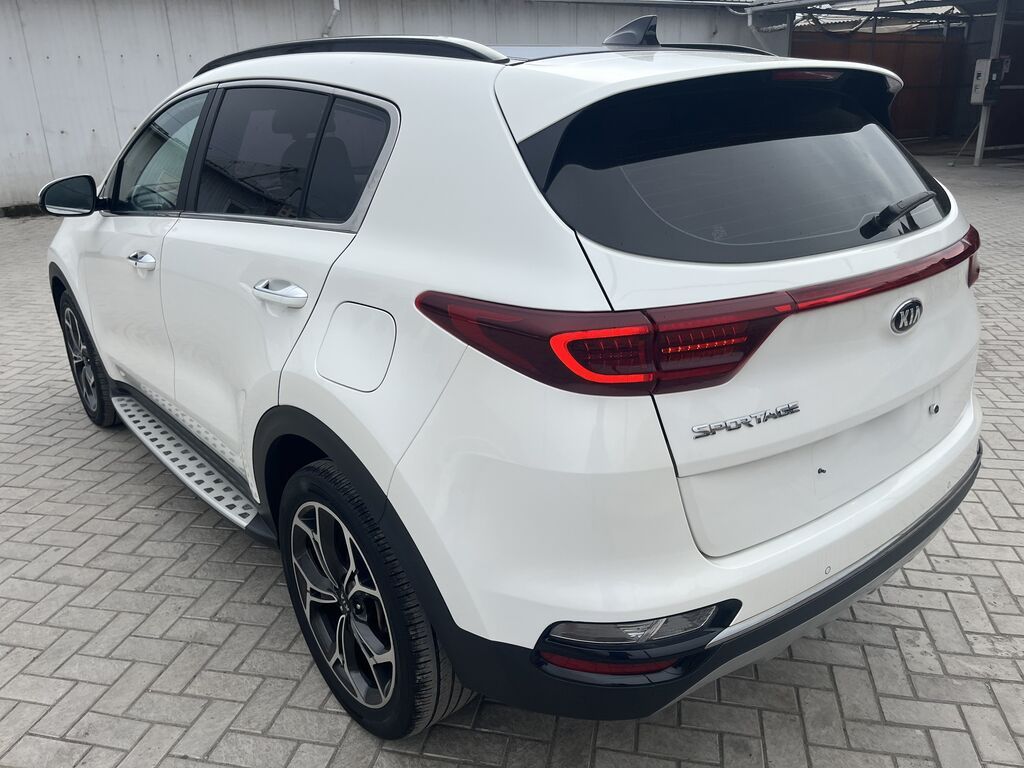 Kia Sportage: 2020 г., 2 л, Автомат, Кроссовер: фото 3