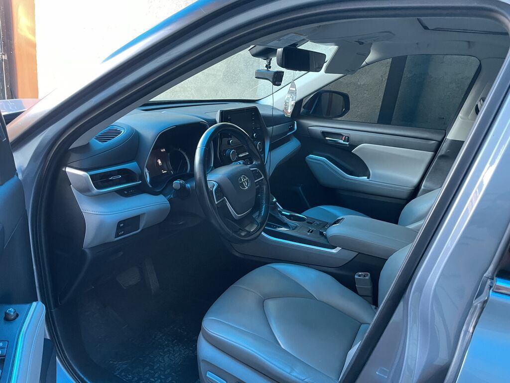 Toyota Highlander: 2022 г., 2.5 л, Автомат, Гибрид, Кроссовер: фото 4