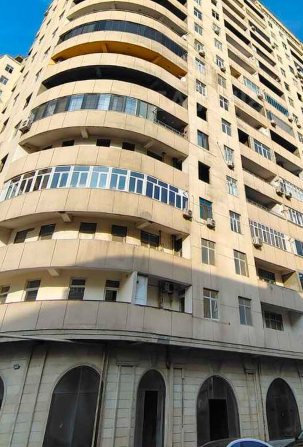 4 otaqlı, Yeni tikili, 209 kv. m
