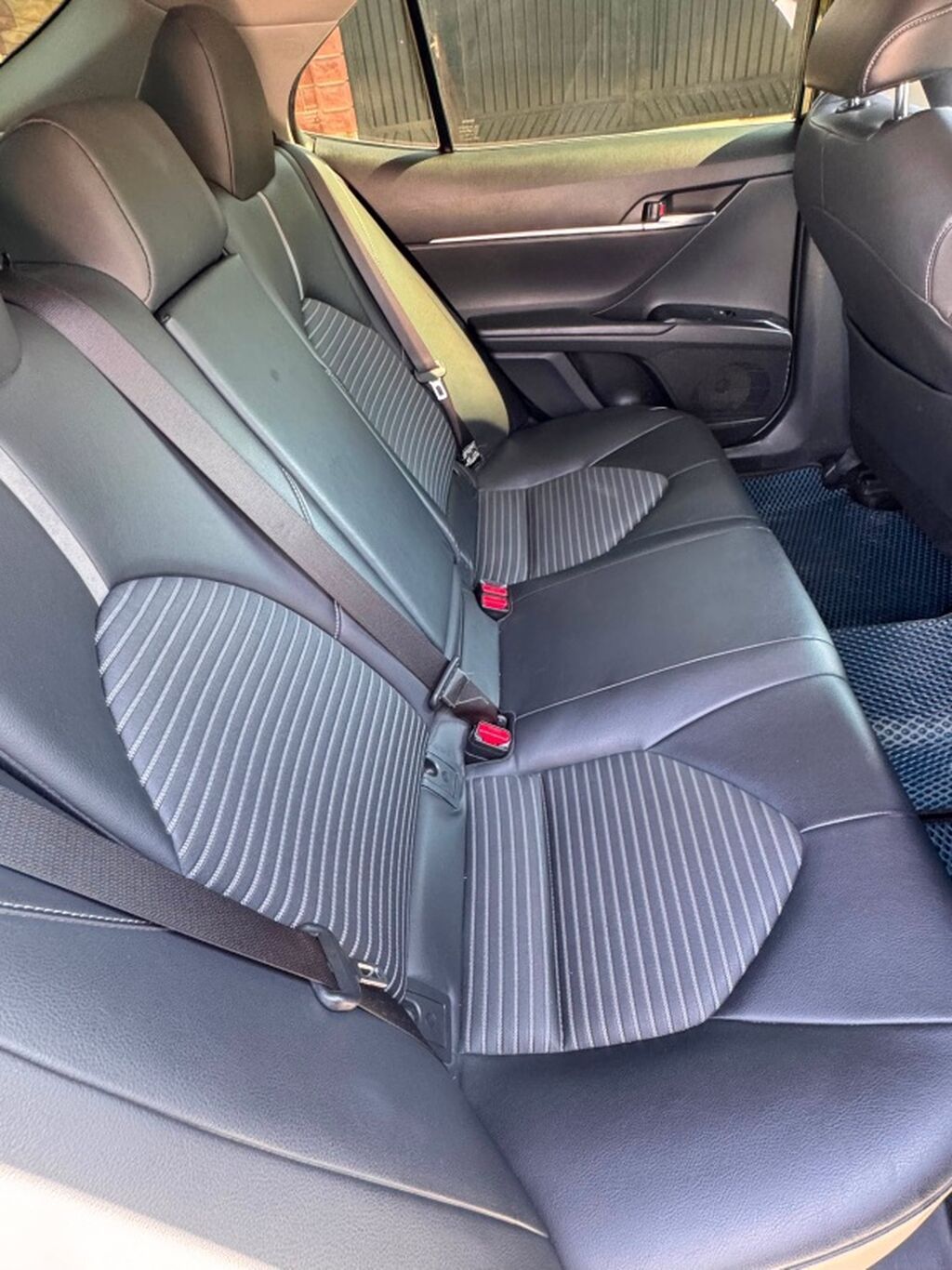 Toyota Camry: 2018 г., 2.5 л, Автомат, Бензин, Седан: фото 6