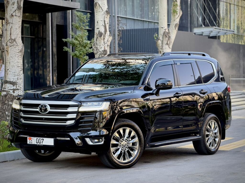 Toyota Land Cruiser: 2022 г., 3.5 л, Автомат, Бензин, Внедорожник: фото 2