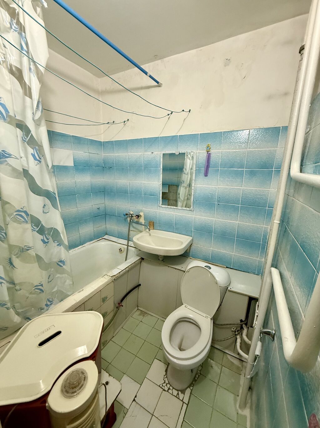 1 комната, 32 м², 10 мкр 104 серия, 1 этаж, Старый ремонт: фото 5