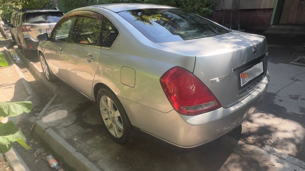 Nissan Teana: 2004 г., 2.3 л, Автомат, Бензин, Седан: фото 4