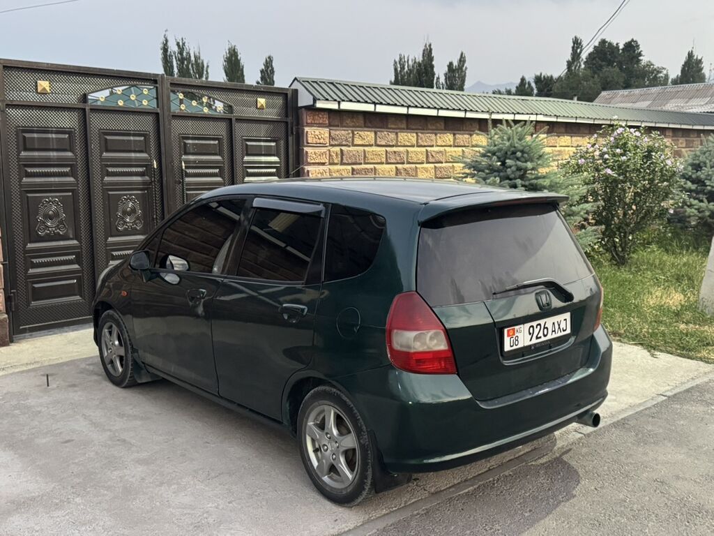 Honda Jazz: 2002 г., 1.4 л, Механика, Бензин, Хэтчбэк: фото 4