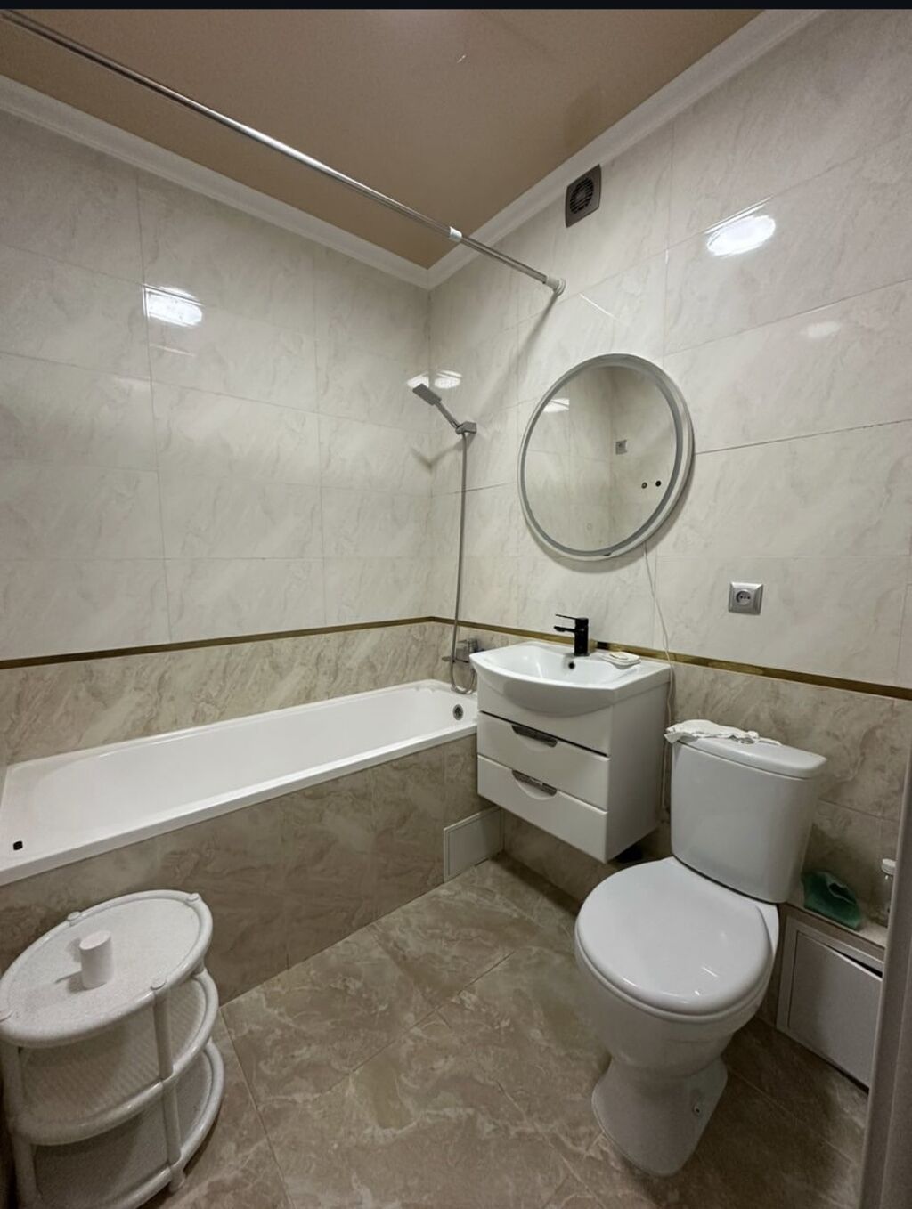 1 комната, 45 м², Кок-Жар мкр 106 серия, 1 этаж, Дизайнерский ремонт: фото 3