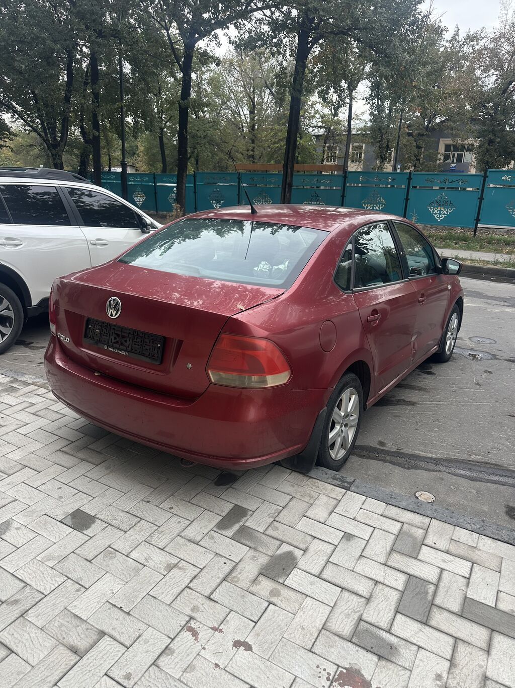 Volkswagen Polo: 2012 г., 1.6 л, Автомат, Бензин, Седан: фото 5