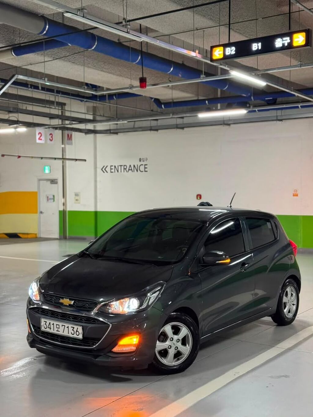 Chevrolet : 2019 г., 1 л, Автомат, Бензин, Хэтчбэк: фото 3