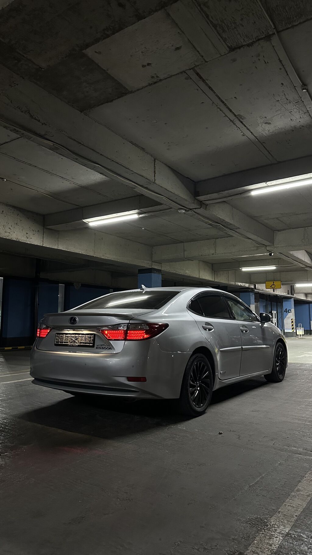 Lexus ES: 2013 г., 2.5 л, Вариатор, Гибрид, Седан: фото 5