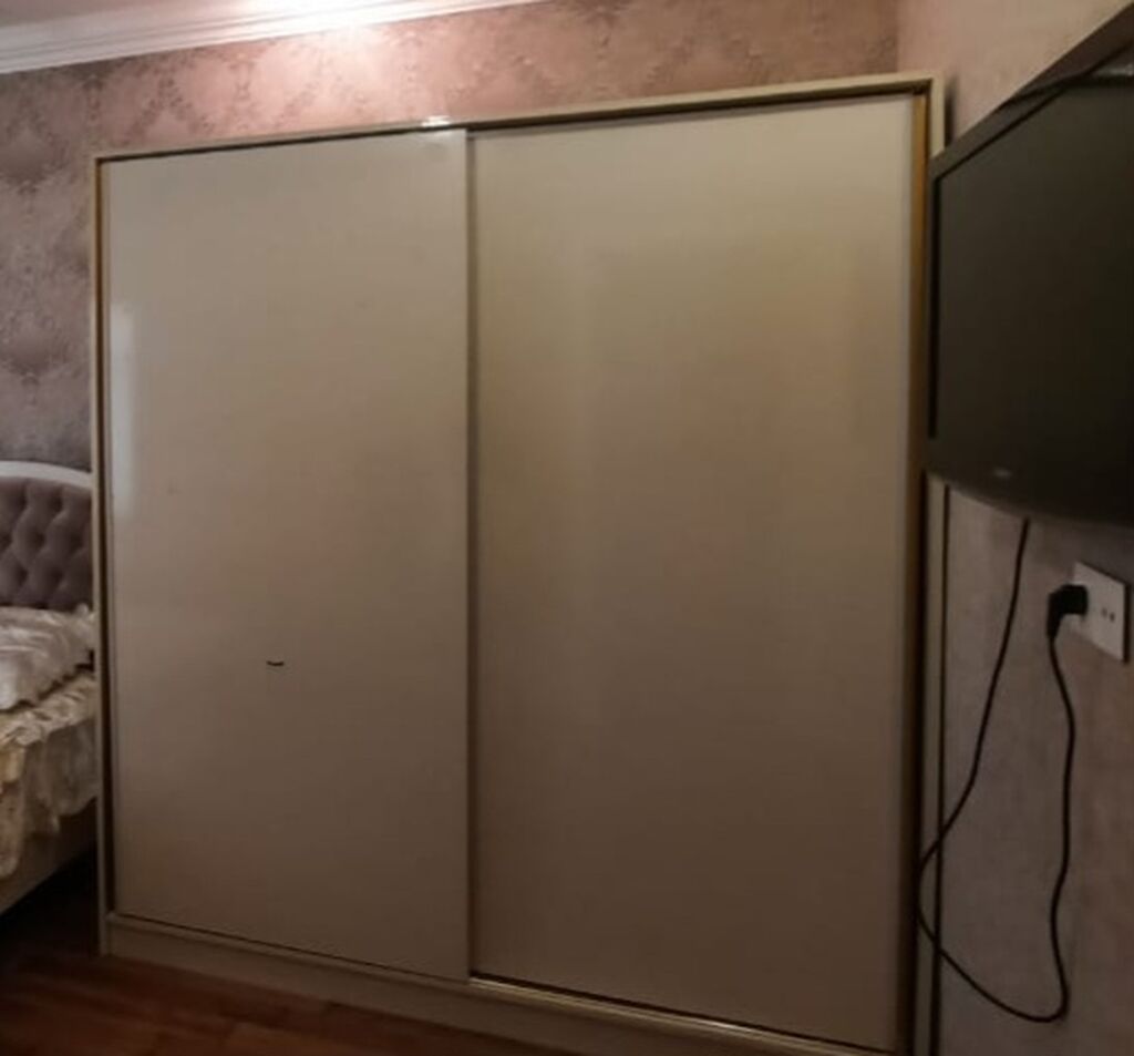 Yeni, 2 qapılı, Güzgülü, Bej, Taxta, Kupe, Düz dolab
