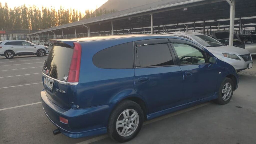 Honda Stream: 2002 г., Автомат, Минивэн: фото 6