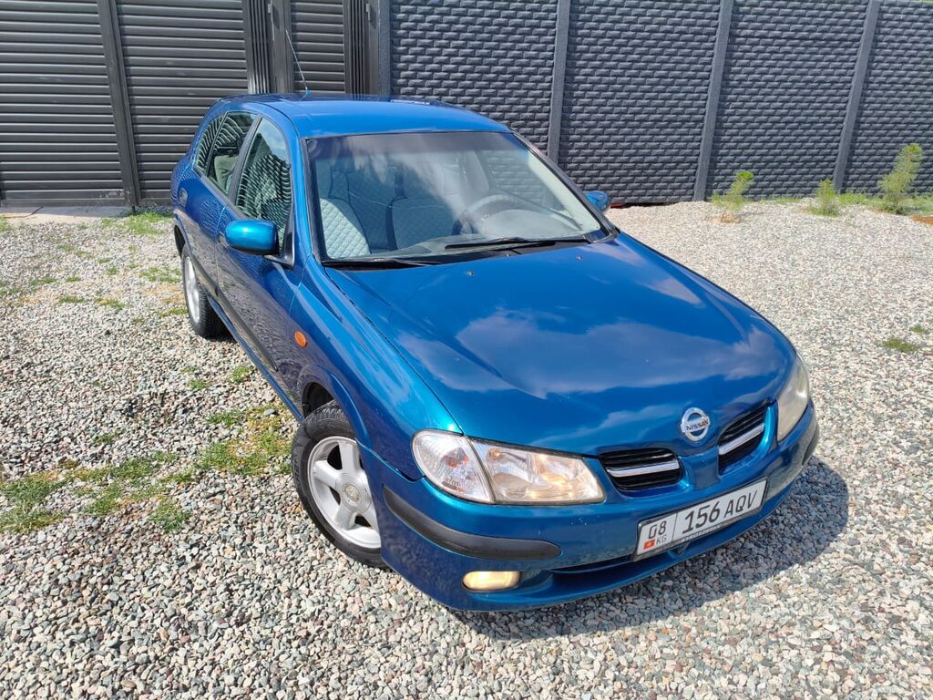 Nissan Almera 2002 г., 1.8 л, автомат, бензин, хэтчбек: фото 3