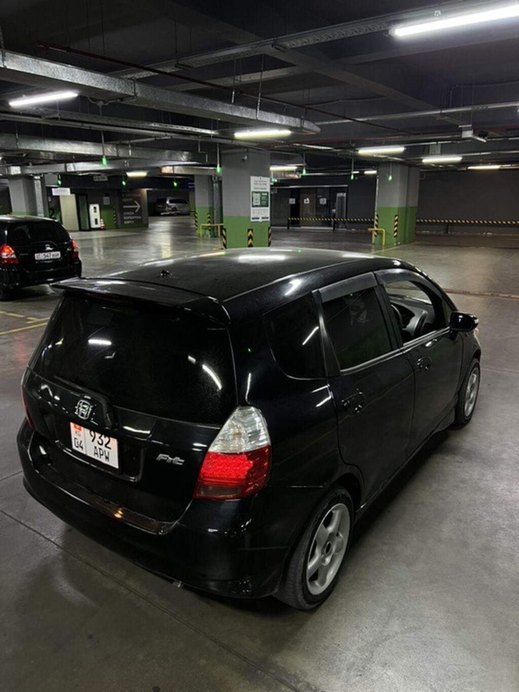 Honda Fit: 2005 г., 1.3 л, Автомат, Бензин, Хэтчбэк: фото 4